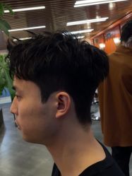 -米娜男士新国潮理发馆