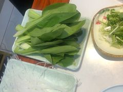 -雪乡人家东北菜·铁锅炖一切(高斯路店)