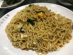 海鲜炒面-四川小胡子海鲜(丁村万人海鲜广场店)