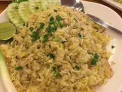 -J Daeng Seafood