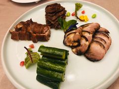 老菜馆四酱拼盘-宏达宴老菜馆(群力第四大道店)