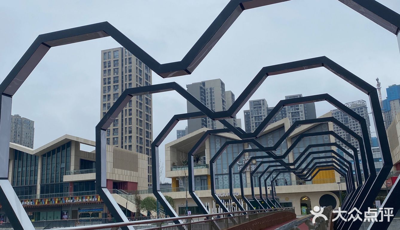 长沙首家吃喝玩乐一体式综合体验—溪悦荟