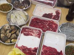 -杨老板·海鲜集市火锅·鲜切牛肉(中防万宝店)