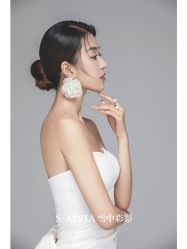 -雪中彩影婚纱摄影·微光艺术中心