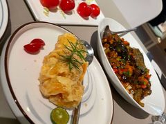招牌沙汁大虾球-T館·花园艺术餐厅