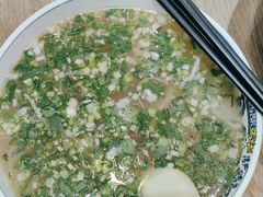 招牌骨汤牛肉面-西部马华清真兰州牛肉面·烧烤夜市(三里河店)
