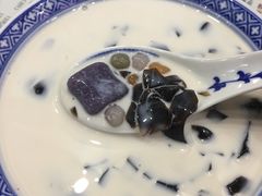 芋圆仙草-港汕记广式牛奶甜品(包头店)