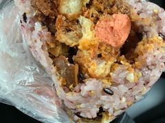 杂粮饭包卤蛋肉松老油条-芳婆糕团店(王府大街店)