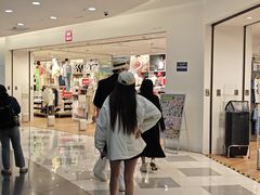 -优衣库(上海虹口龙之梦店)