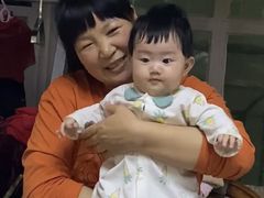 -爱月宝月嫂·育儿嫂