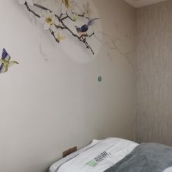 -苗苗清肤皮肤护理中心