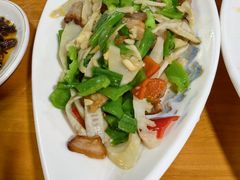 雪笋炒腊肉-龙姐私房菜(和顺古镇店)