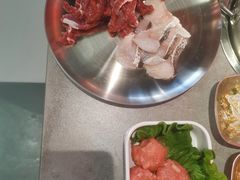 -张哞哞·鲜切牛肉自助火锅(高德置地店)