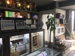 -视野联行眼镜蔡司·依视路官方授权店(顺城店)
