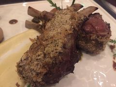 -恰餐厅及酒吧 CHAR Bar & Grill (北京丽都皇冠假日店)