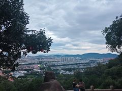 -灵岩山风景区