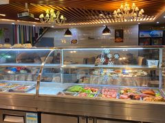面包甜点陈列柜-东北老家私房菜(文灶店)