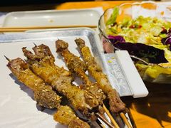 烤羔羊肉串-木屋烧烤(大运店)