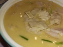 -天外天美食广场(哈尔滨路店)