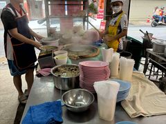 -榮泰米粉湯(Left Shop)