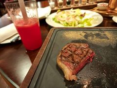 -恰餐厅及酒吧 CHAR Bar & Grill (北京丽都皇冠假日店)