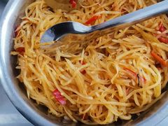-燕味特色小吃