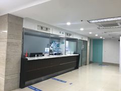 -上海大学附属上海和平眼科医院