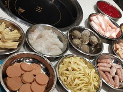 -老成都市井火锅阿泥頭火锅公司(海宁长安佳源中心广场店)