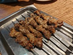 带签羊肉串-清真吴记门钉肉饼·喜多利