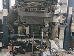 -畅通航行汽车钣金喷漆 无痕修复·局部喷漆