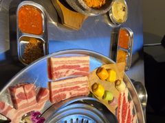 -哈哈碳都·牛肋条无限自助烤肉(宝龙店)
