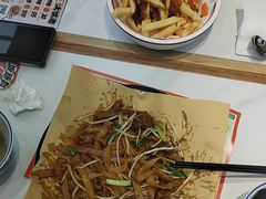 -赵财财·肠粉·煲仔饭(华润万象城店)
