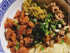 -沪西老弄堂面馆(定西路店)