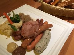 -LENBACH兰巴赫西餐啤酒坊(大连星海广场店)