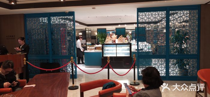 晶丽香榭自助餐(南京大饭店)图片