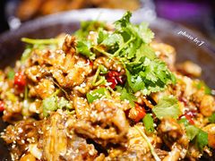 -西街夜油条·麻团包乌饭