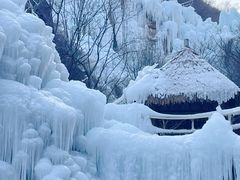 -大平台龙居瀑布旅游区