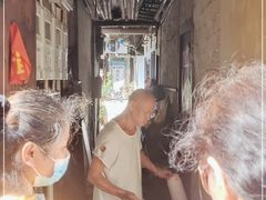 -仓桥直街臭豆腐