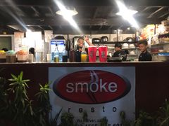 -Smoke resto