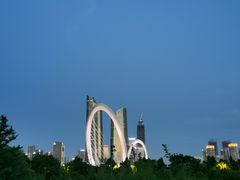 -南京眼步行桥