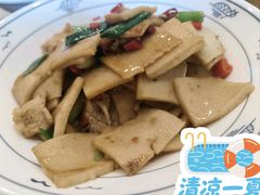 -湘缘道客•湘缘饭店·25年湘菜馆(古墩路店)