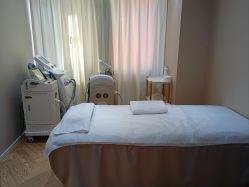 -HEYAN荷妍专业脱毛连锁机构