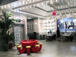 -亲吻宝贝儿童摄影