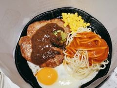 -汤姆家的牛排意面披萨(新城市广场店)