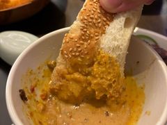 -大头虾越式风味餐厅(光明广场店)