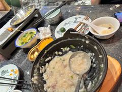 -何妹湿辣牛肉·粤式烧烤砂煲(桂雅路店)