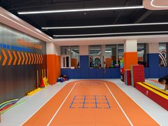 -悦动体能篮球羽毛球网球(三里河店)