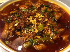 水煮牛肉-京味斋·北京烤鸭(北京南站洋桥店)