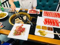 -牛鲜盛齐齐哈尔烤肉(曹路店)