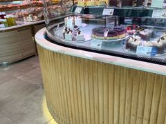 面包甜点陈列柜-巴黎贝甜(五道口店)